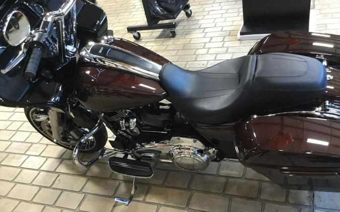 2021 Harley-Davidson® Road Glide® Special Crimson Red Sunglo