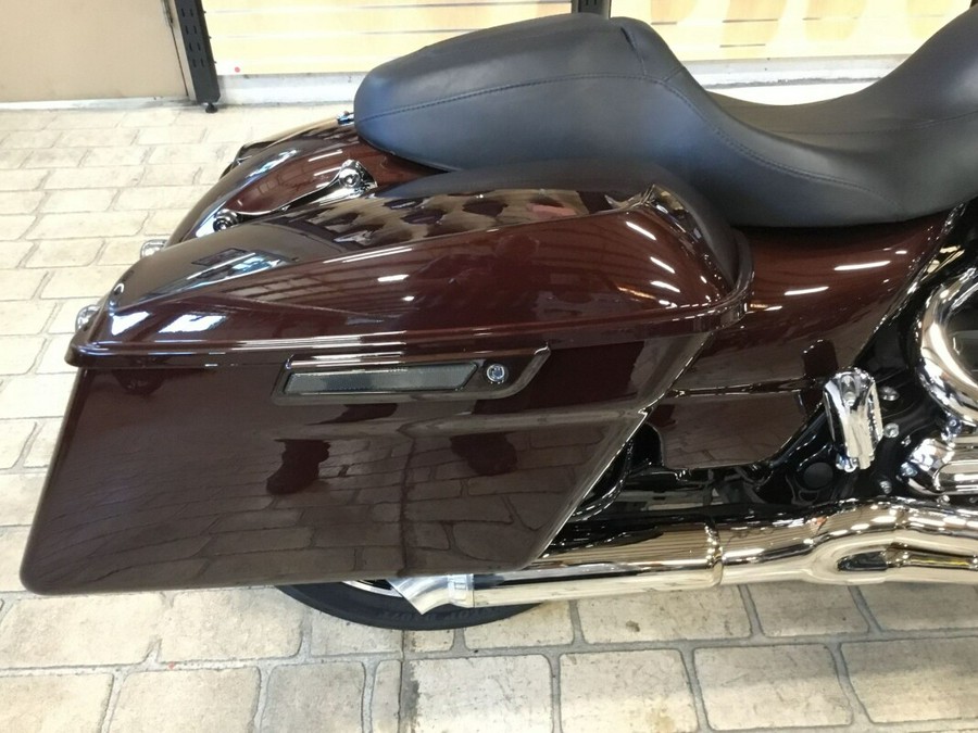 2021 Harley-Davidson® Road Glide® Special Crimson Red Sunglo