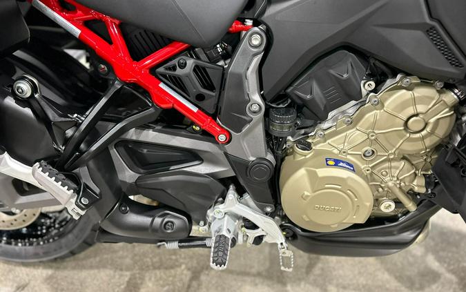 2025 Ducati MULTISTRADA V4 S TRAVEL & RADAR