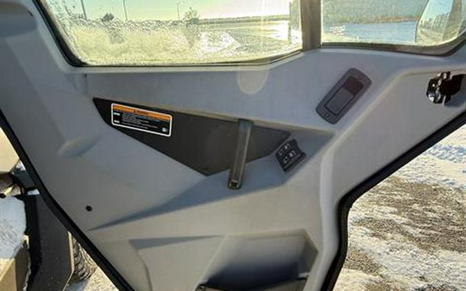 2021 Can-Am Defender Limited HD10