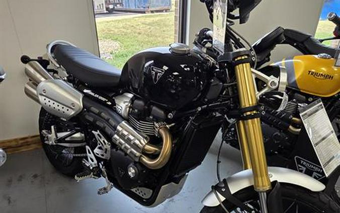2025 Triumph Scrambler 1200 XE