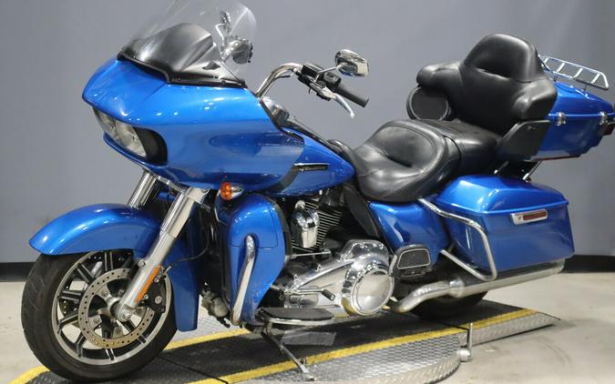 2018 Harley-Davidson® Road Glide® Ultra FLTRU
