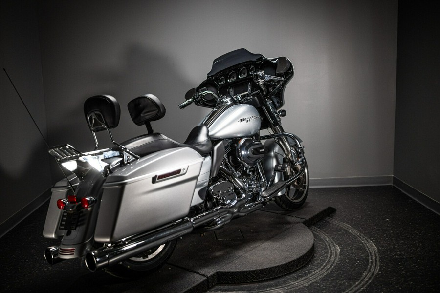2015 Harley-Davidson Street Glide Special