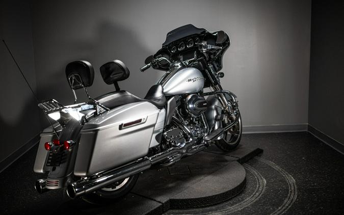 2015 Harley-Davidson Street Glide Special