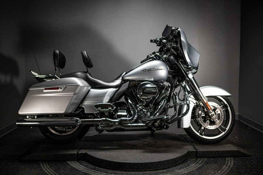 2015 Harley-Davidson Street Glide Special