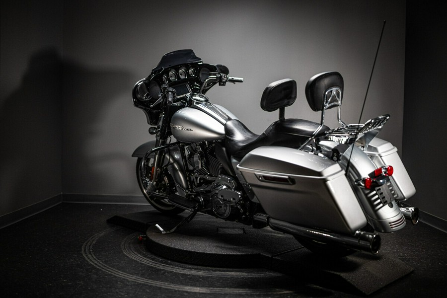 2015 Harley-Davidson Street Glide Special