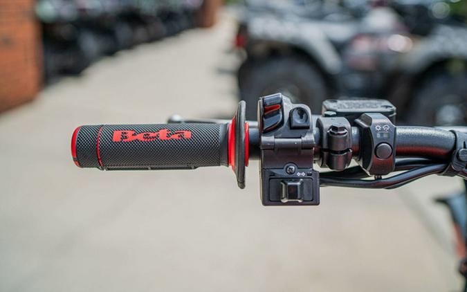 2026 BETA 300 XTrainer