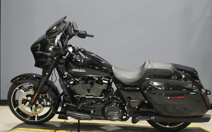 2025 Harley-Davidson Street Glide FLHX