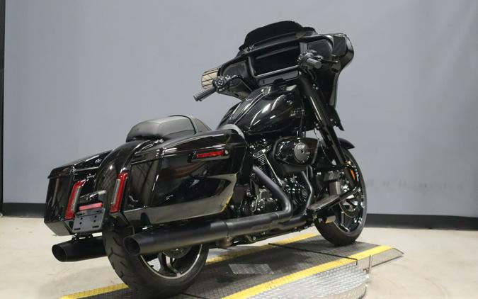 2025 Harley-Davidson Street Glide FLHX