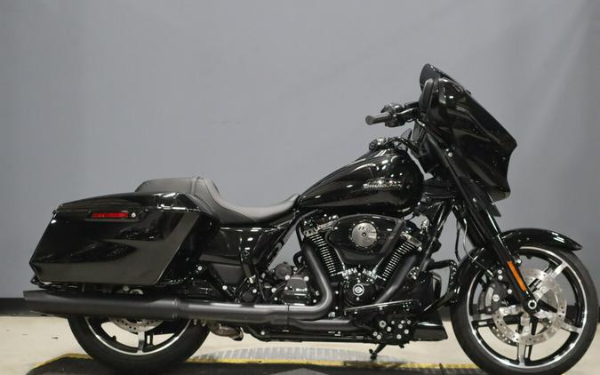 2025 Harley-Davidson Street Glide FLHX