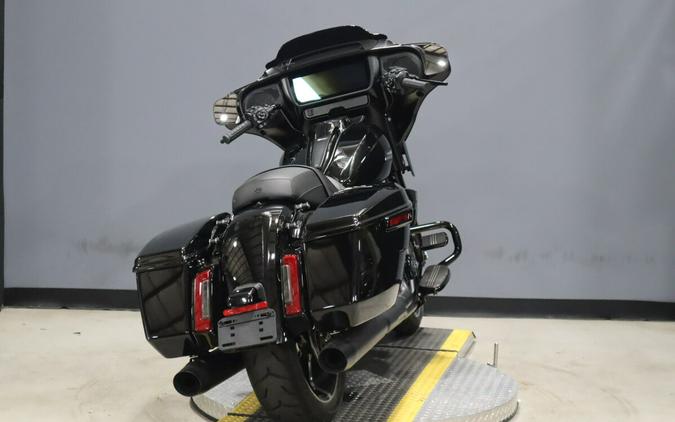 2025 Harley-Davidson Street Glide FLHX