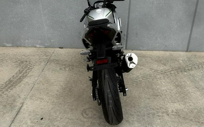 2024 Kawasaki Ninja 7 Hybrid ABS Hybrid ABS
