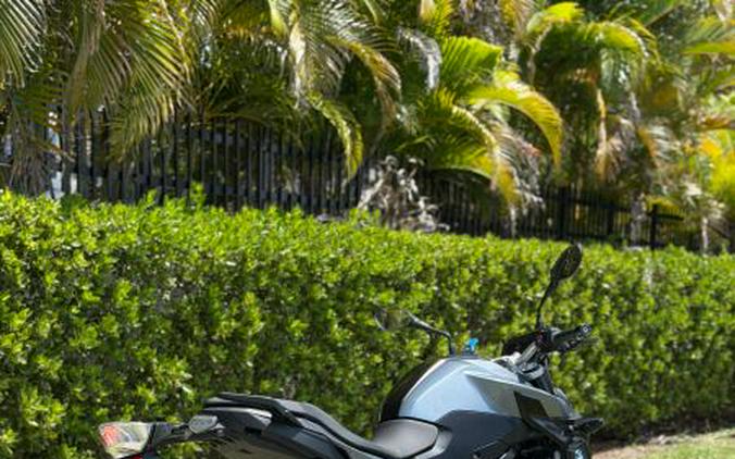 2023 BMW F900R