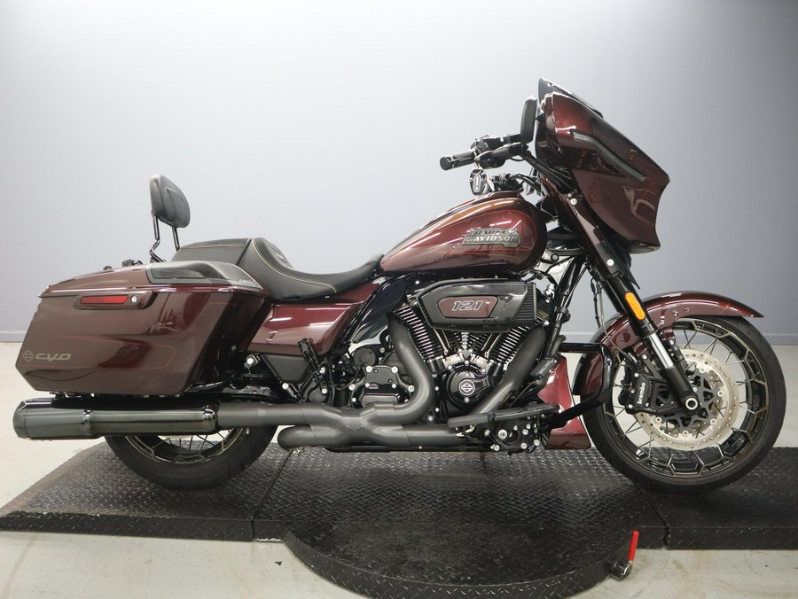 2024 Harley-Davidson CVO Street Glide FLHXSE