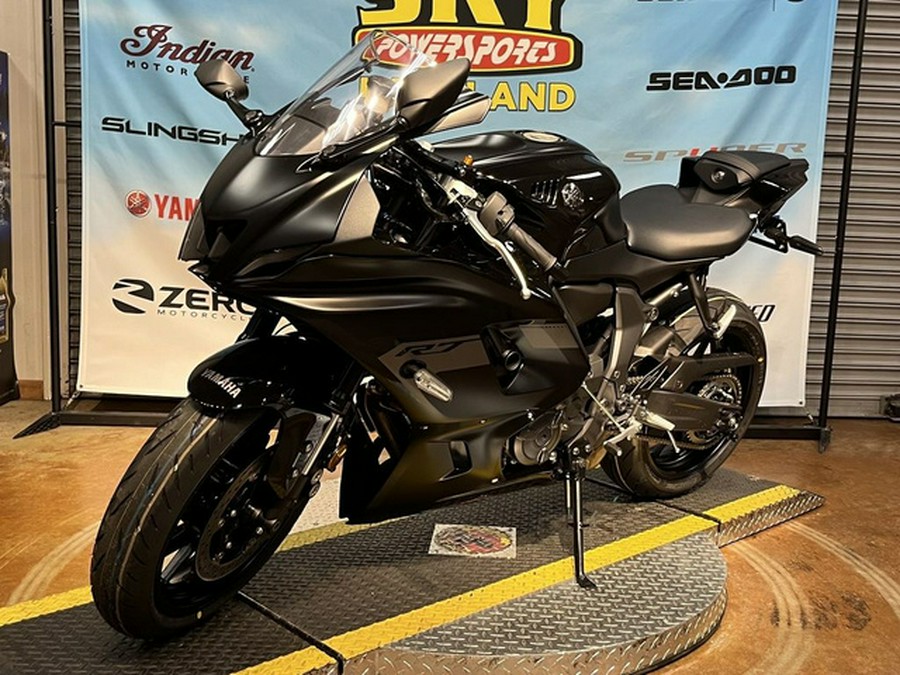 2025 Yamaha YZF R7