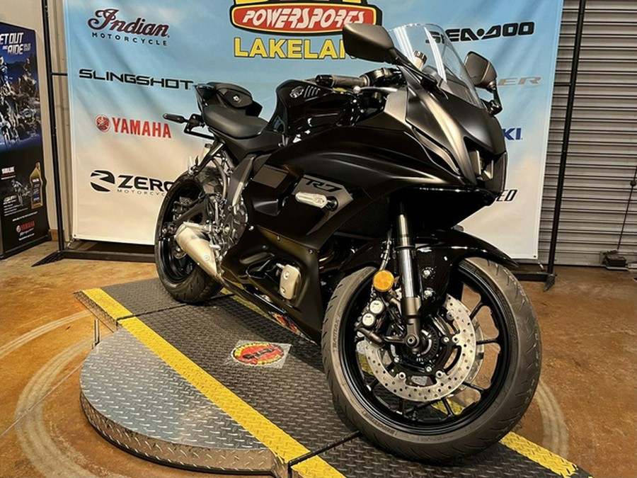 2025 Yamaha YZF R7
