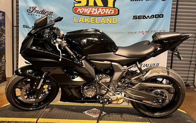 2025 Yamaha YZF R7