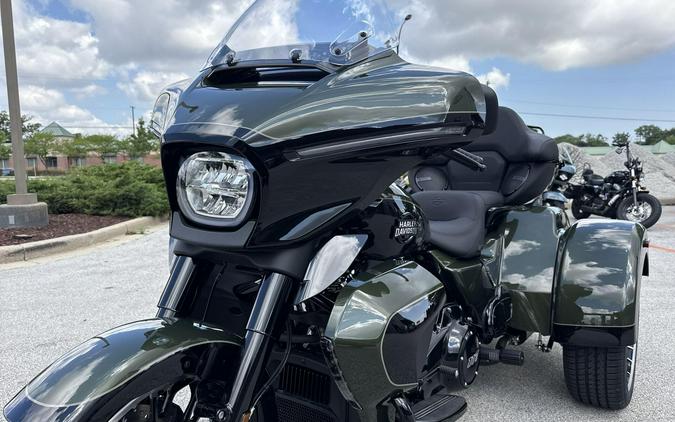2026 Harley-Davidson® Street Glide 3 Limited Olive Steel Metallic / Vivid Black Black Trim