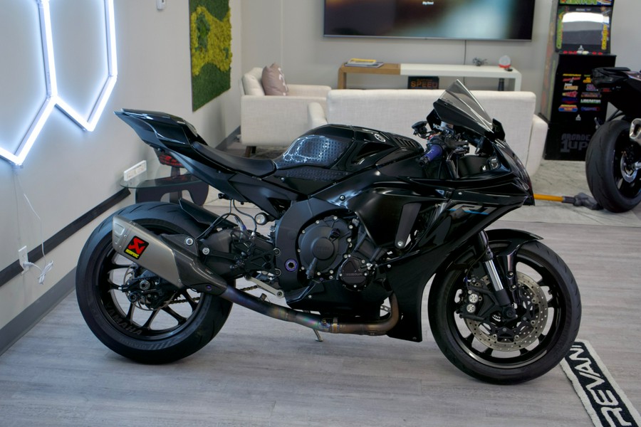 2022 Yamaha YZF-R1 YZF1000/YZF1000C 60th world GP