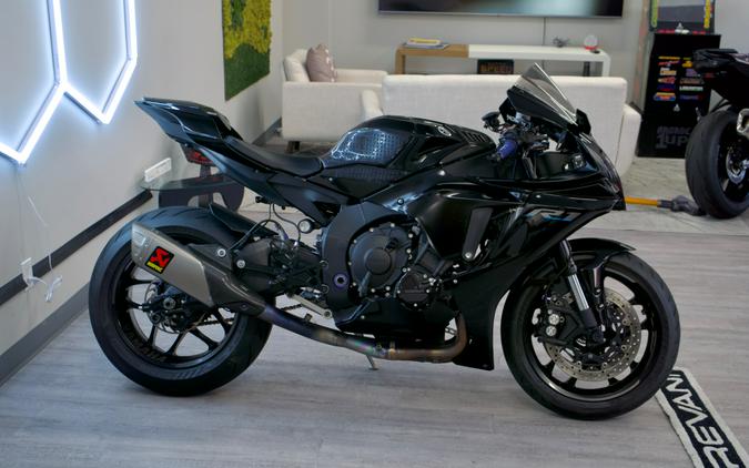 2022 Yamaha YZF-R1 YZF1000/YZF1000C 60th world GP