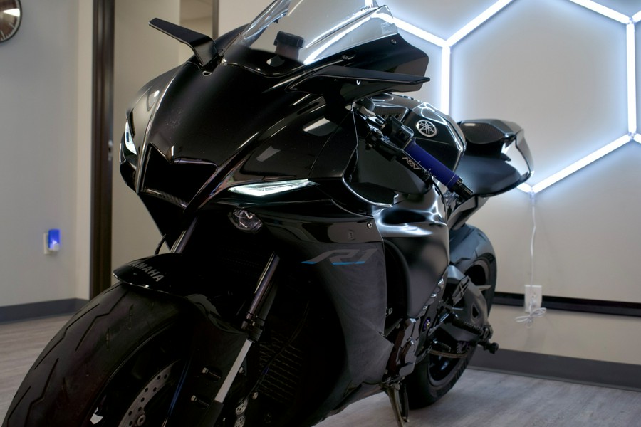 2022 Yamaha YZF-R1 YZF1000/YZF1000C 60th world GP