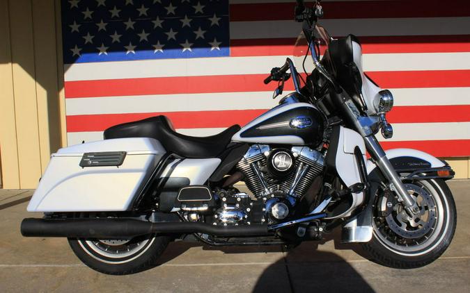 2008 Harley-Davidson® FLHTCU - Ultra Classic® Electra Glide®
