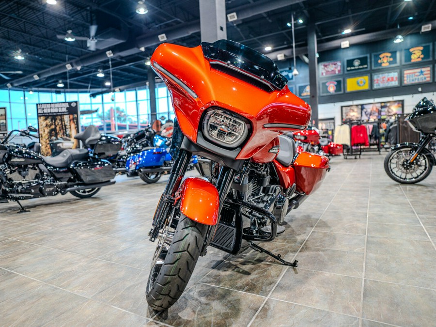 2024 Street Glide With Custom Painted Inner Fairing