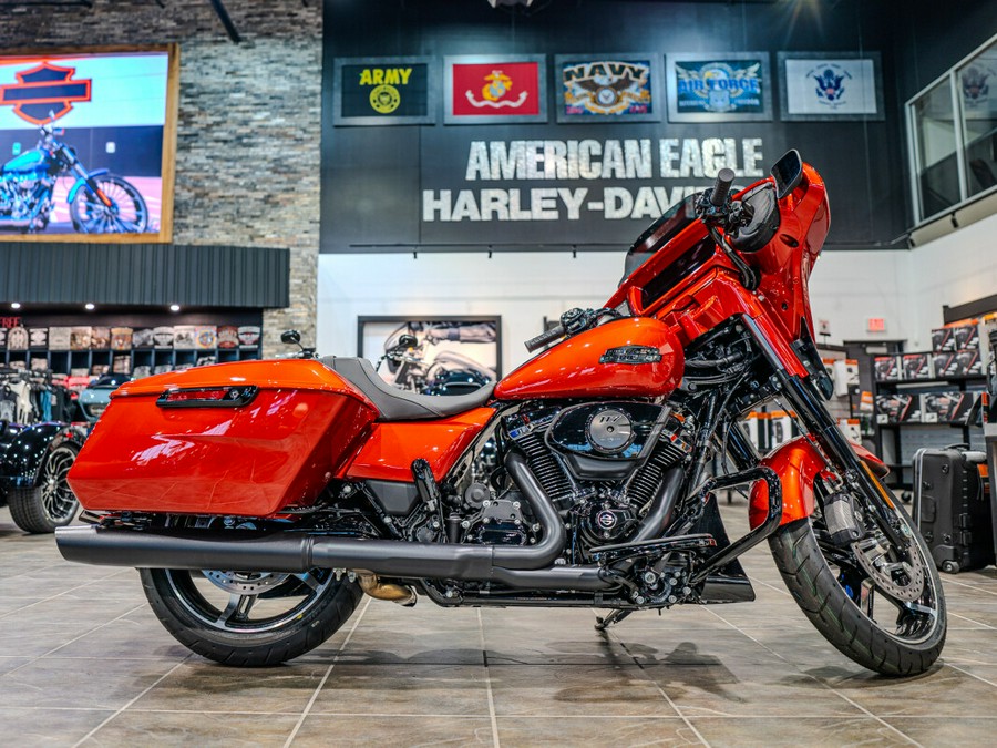 2024 Street Glide With Custom Painted Inner Fairing