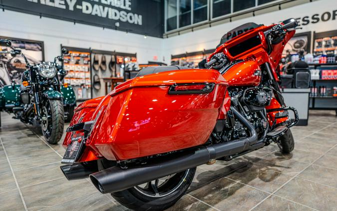 2024 Street Glide With Custom Painted Inner Fairing