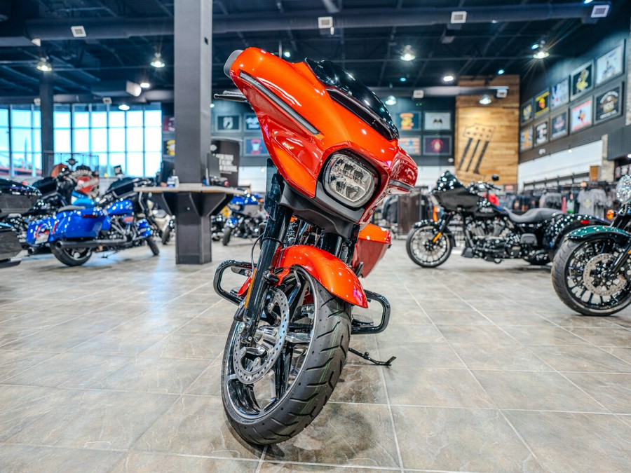 2024 Street Glide With Custom Painted Inner Fairing