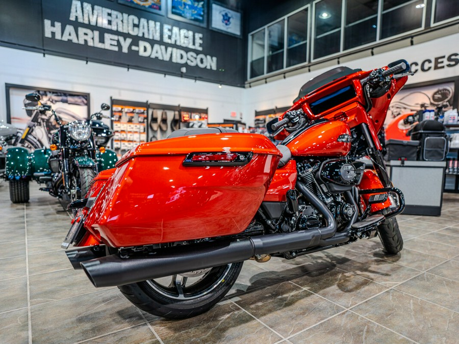 2024 Street Glide With Custom Painted Inner Fairing