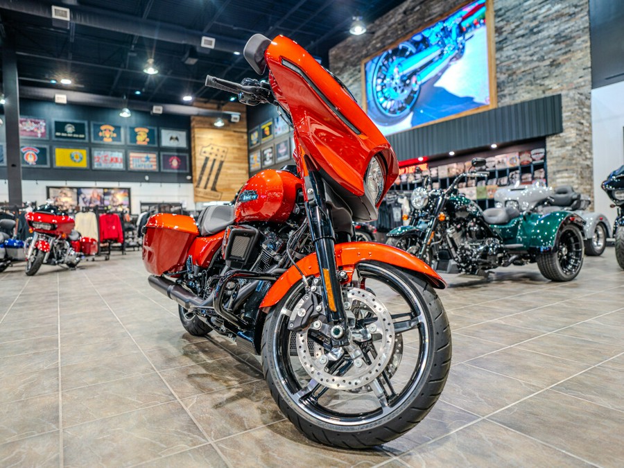 2024 Street Glide With Custom Painted Inner Fairing