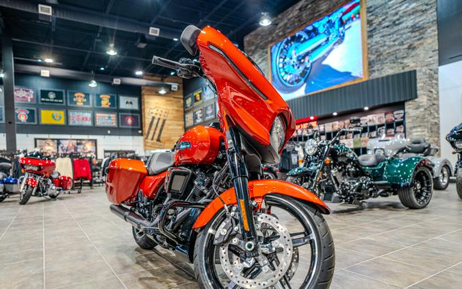 2024 Street Glide With Custom Painted Inner Fairing