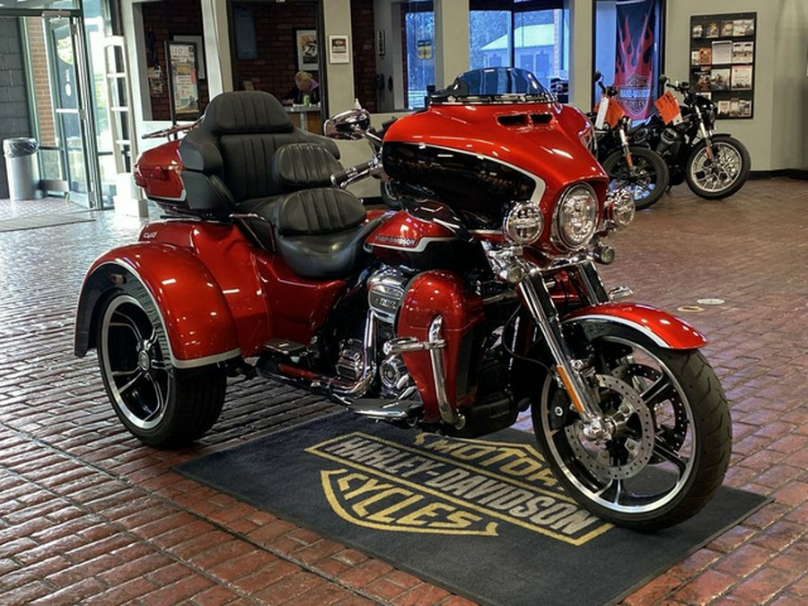 2021 Harley-Davidson FLHTCUTGSE - CVO Tri Glide