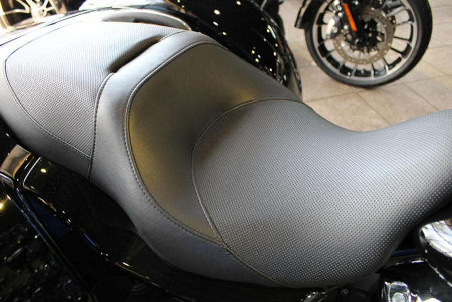 2024 Harley-Davidson® FLTRT - Road Glide® 3