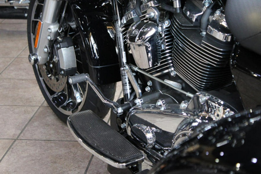 2024 Harley-Davidson® FLTRT - Road Glide® 3