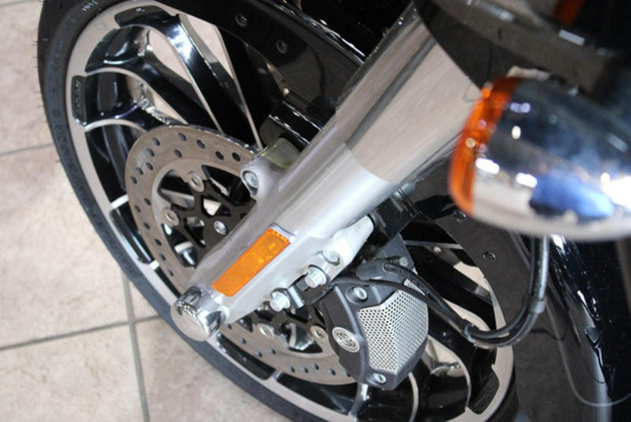 2024 Harley-Davidson® FLTRT - Road Glide® 3