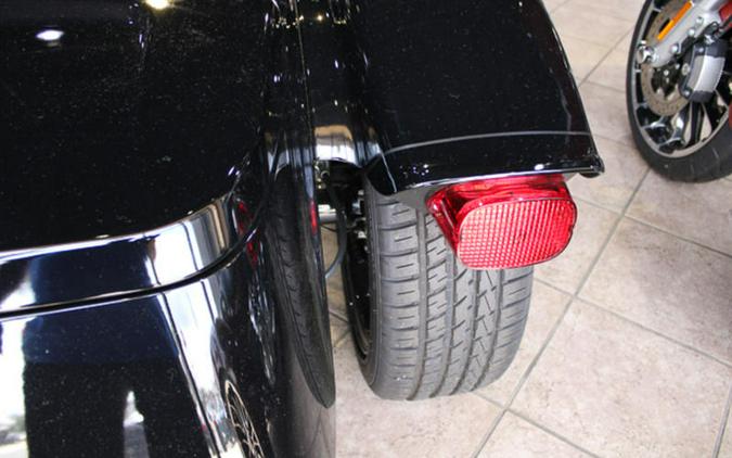 2024 Harley-Davidson® FLTRT - Road Glide® 3