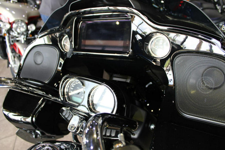 2024 Harley-Davidson® FLTRT - Road Glide® 3