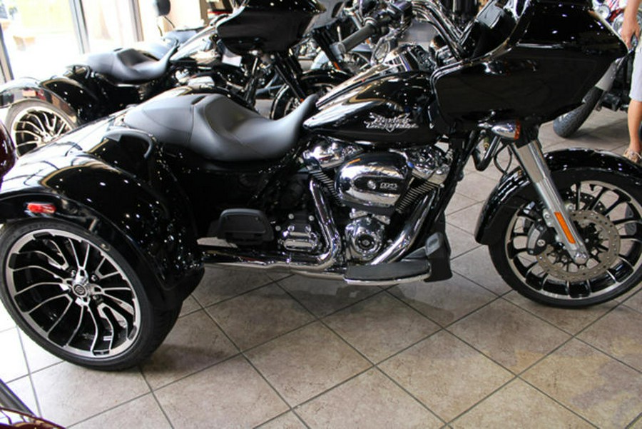 2024 Harley-Davidson® FLTRT - Road Glide® 3