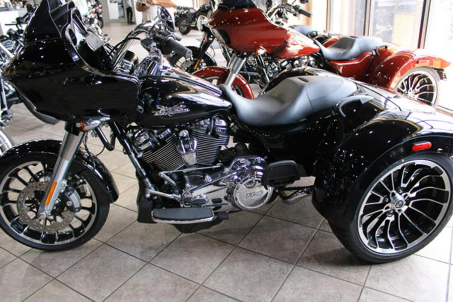 2024 Harley-Davidson® FLTRT - Road Glide® 3