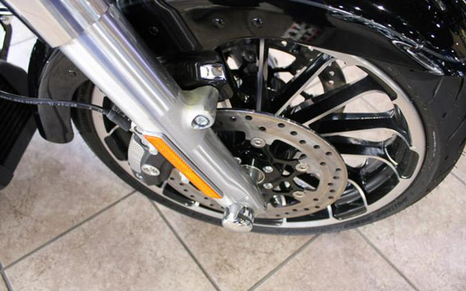 2024 Harley-Davidson® FLTRT - Road Glide® 3