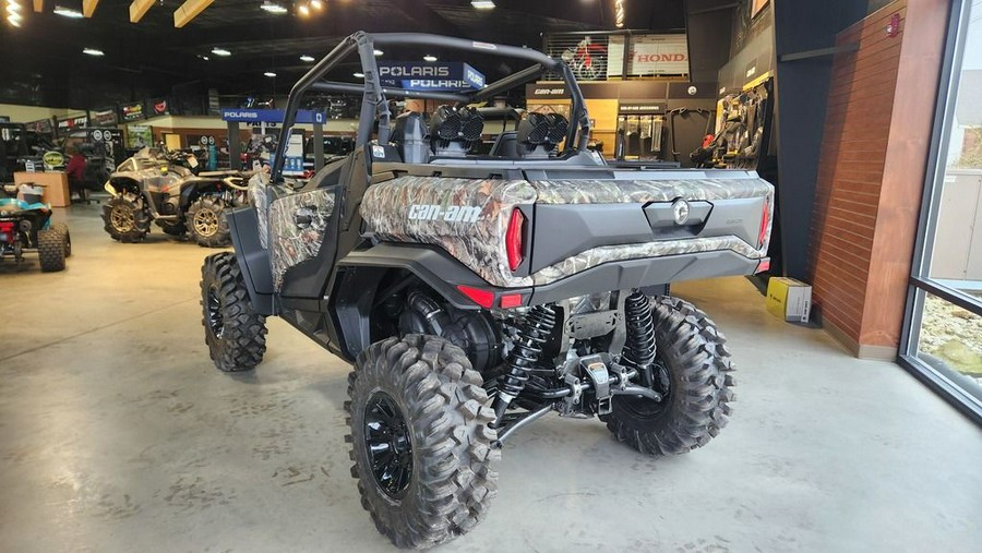 2026 Can-Am® Commander X mr 1000R Dark Wildland Camo