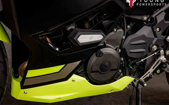 2026 Kawasaki Ninja 500 ABS Metallic Yellowish Green/Ebony