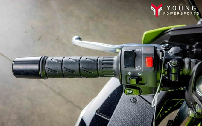 2026 Kawasaki Ninja 500 ABS Metallic Yellowish Green/Ebony