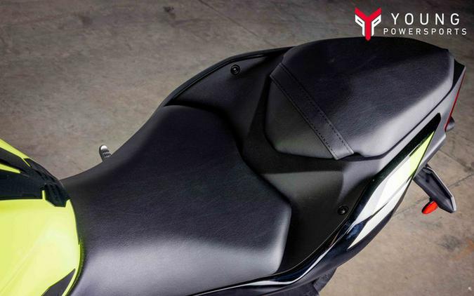 2026 Kawasaki Ninja 500 ABS Metallic Yellowish Green/Ebony