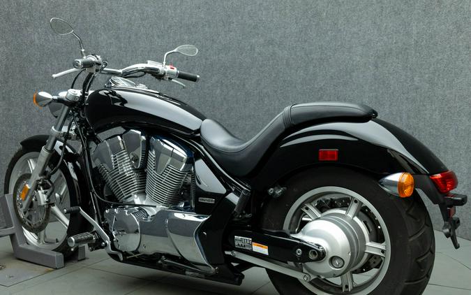 2010 HONDA VT1300 SABRE 1300