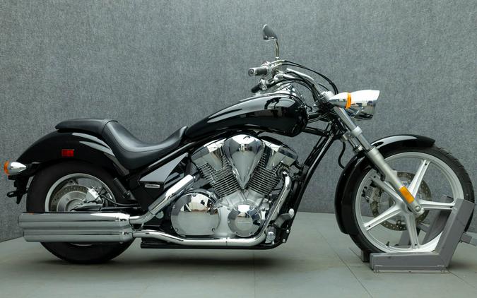 2010 HONDA VT1300 SABRE 1300