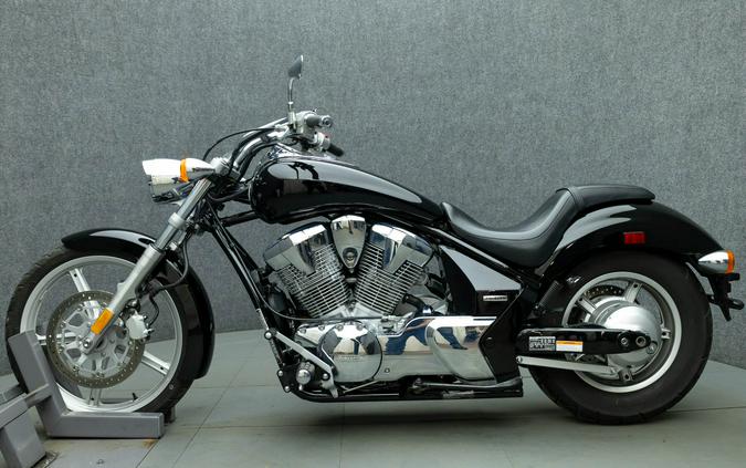 2010 HONDA VT1300 SABRE 1300