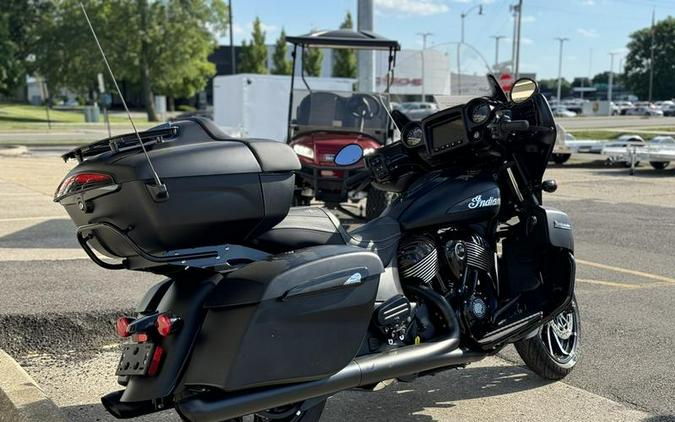 2023 Indian Motorcycle® Roadmaster® Dark Horse® Black Smoke